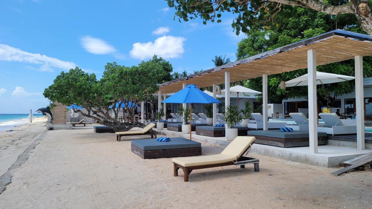 Amp Beach House Toyapakeh Exterior photo